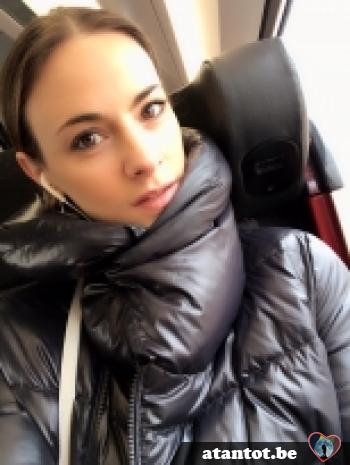 olili10 - date a Austrian, 100% free olili10