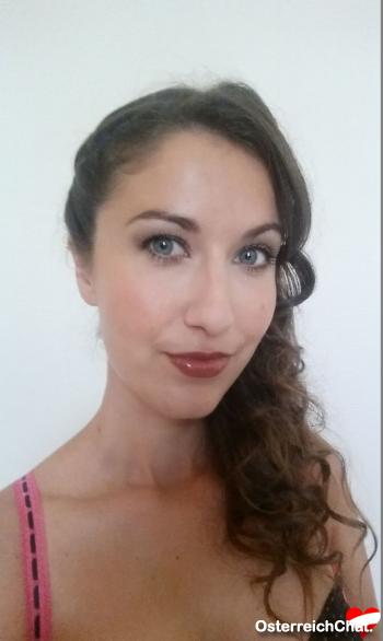 claire8 - date a Austrian, 100% free claire8