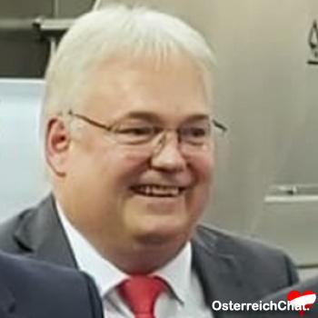 helmut4u