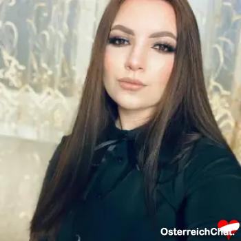 leoniee9